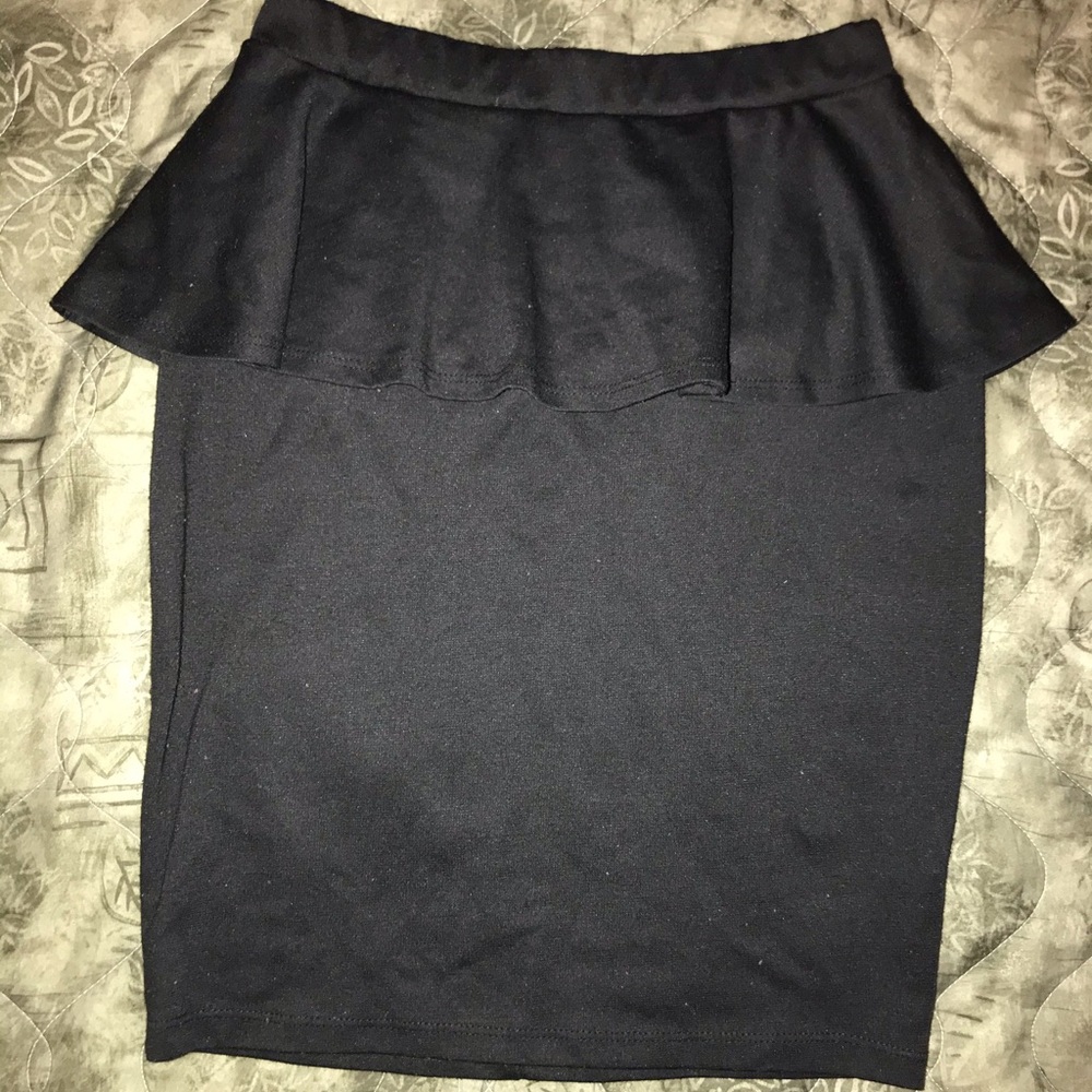 Smart set peplum skirt